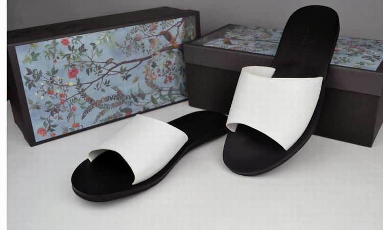 2017 Guci slippers woman 35-42-043